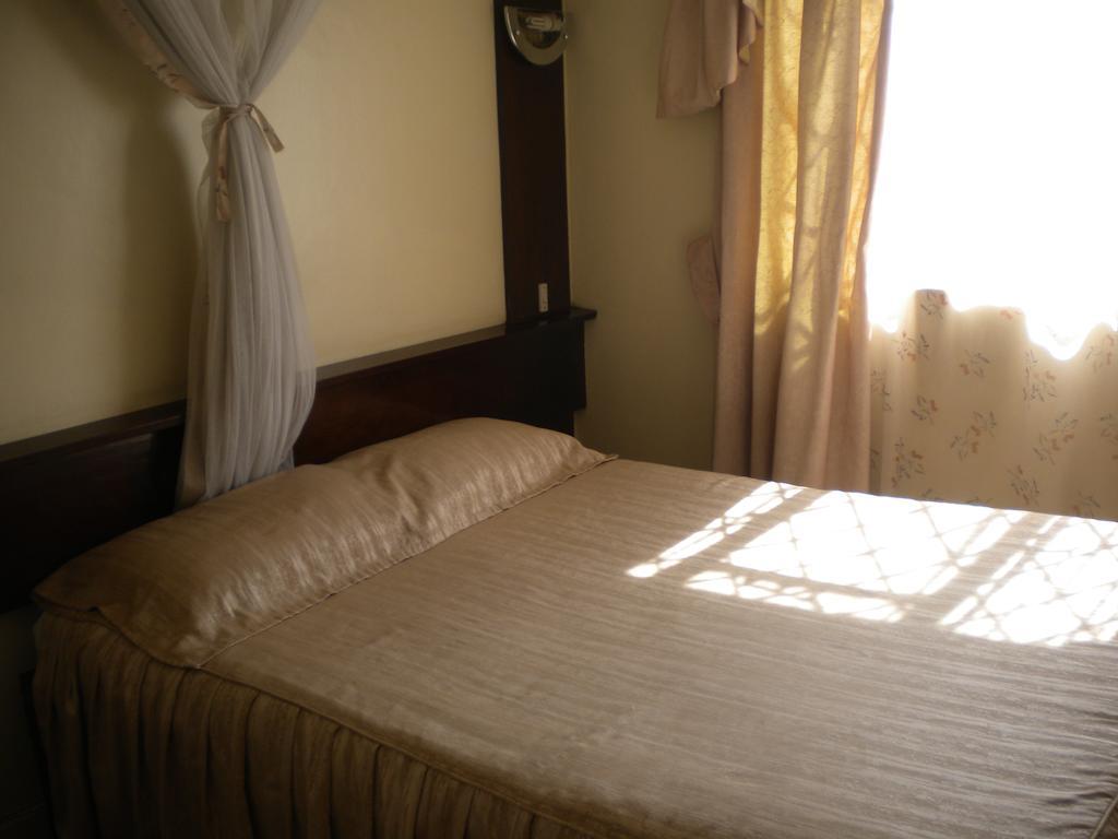Blue Hut Hotel Nairobi Bilik gambar